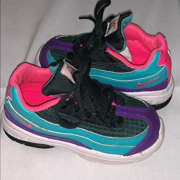 Nike little kids air max sneakers size - 8C - Picture 3 of 6